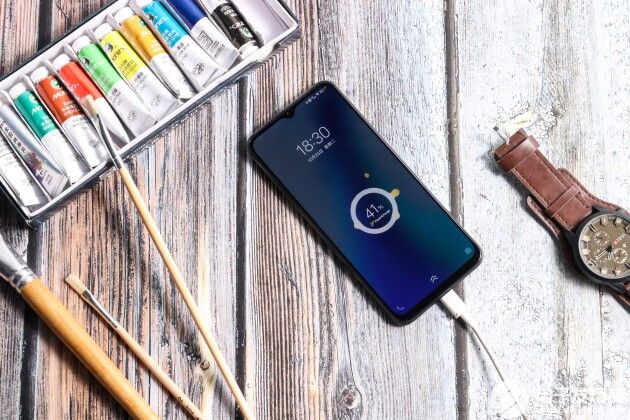 双11哪款手机续航好？推荐5000mAh大电池的iQOO Z5x,poYBAGF6A62AeJZuAAE7SuQl_Rc71.jpeg,第5张