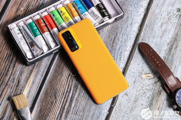 双11哪款手机续航好？推荐5000mAh大电池的iQOO Z5x,poYBAGF6A7CARq6XAAFPc9FyqG805.jpeg,第8张