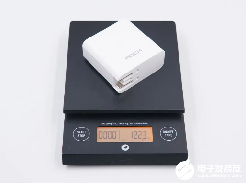 99元65W超值,首款内置中国芯氮化镓快充深度拆解!,第2张 99元65W超值,首款内置中国芯氮化镓快充深度拆解!,99元65W超值,首款内置中国芯氮化镓快充深度拆解!,第2张
