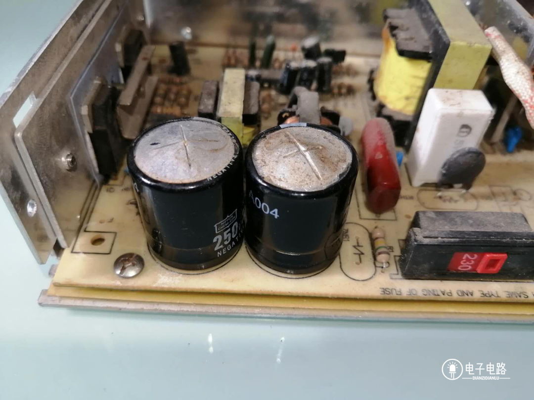 拆了个开关电源看电源结构设计,c0721420-0e87-11ed-ba43-dac502259ad0.png,第6张